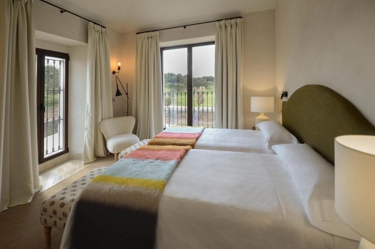 La Dehesa De Don Pedro Hotel Monesterio Ngoại thất bức ảnh